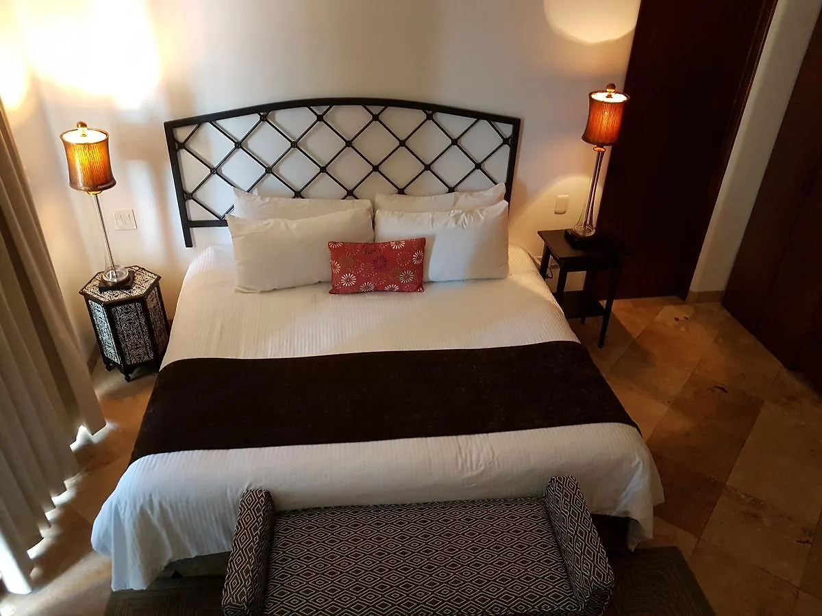La Vista Luxury Villas At Pedregal Apartahotel