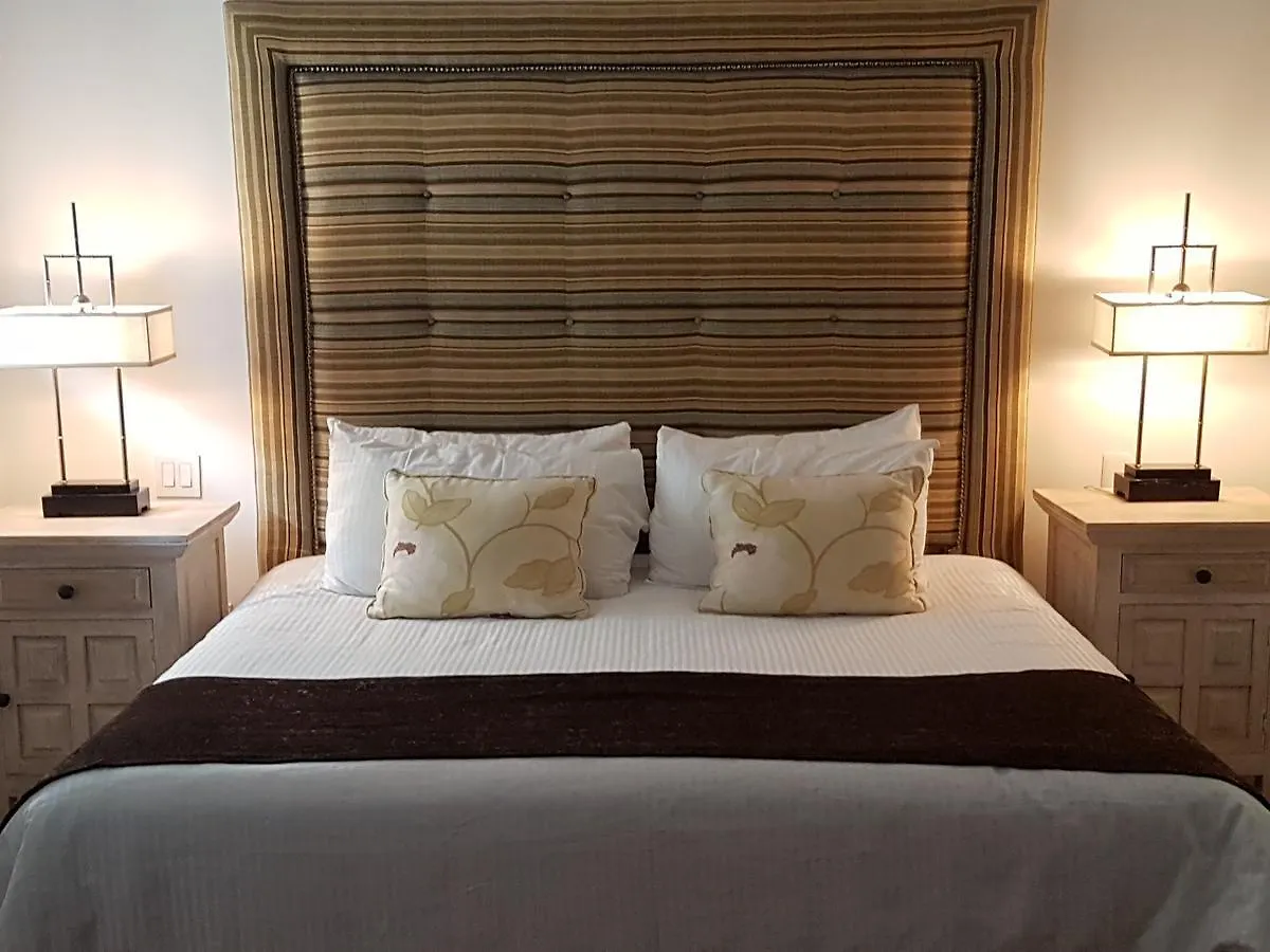 Aparthotel La Vista Luxury Villas At Pedregal